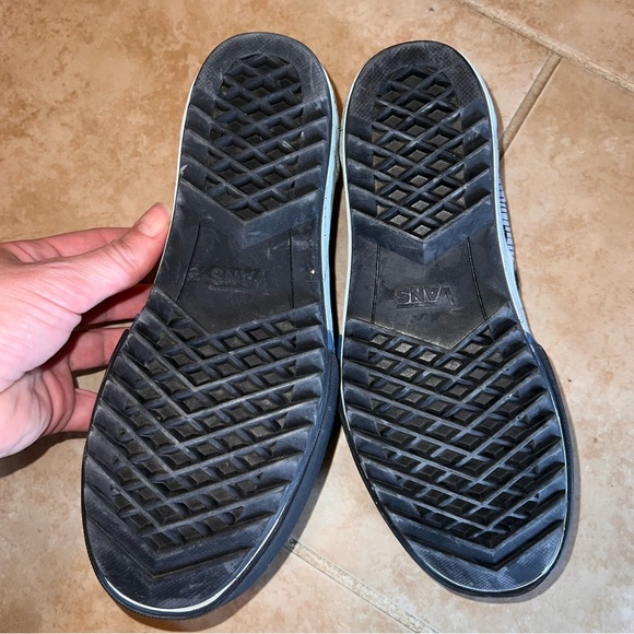 Vans x Disney’s Nightmare Before Christmas Sally Creepers - Picture 6 of 7